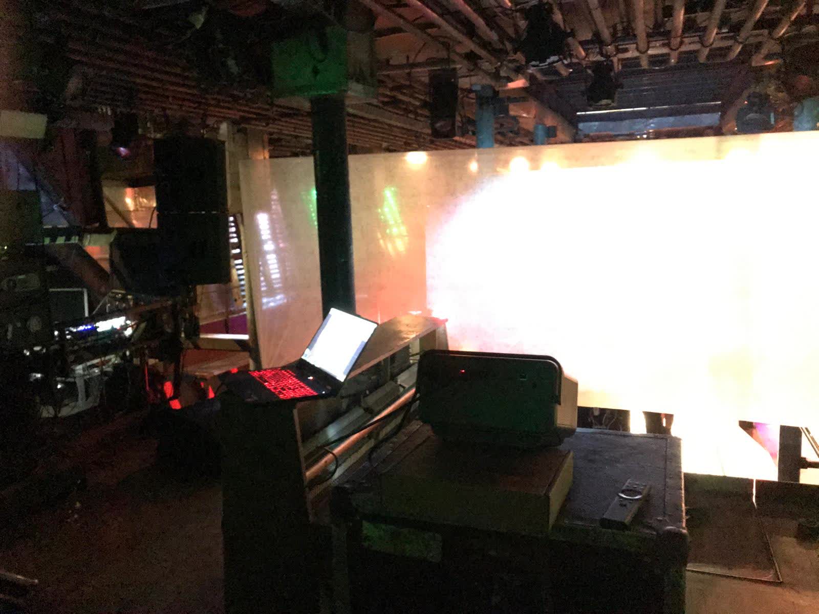 MSSTUBNIZ, installation view