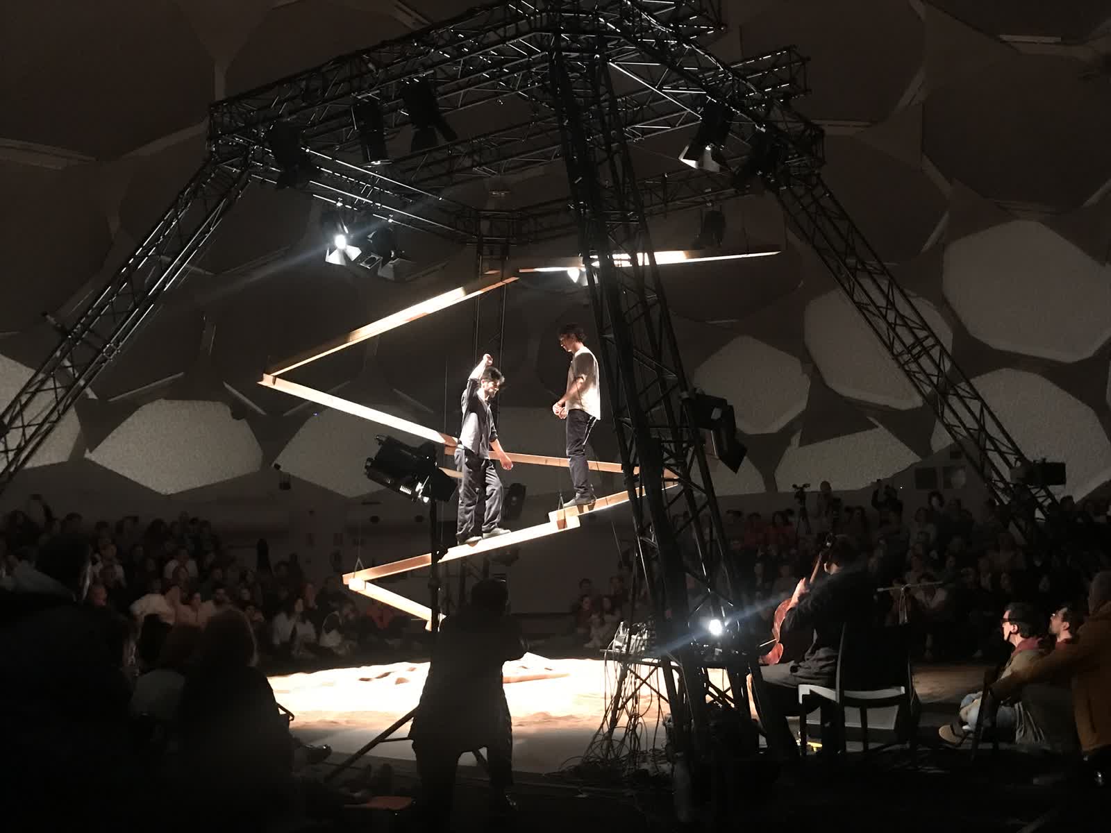 QOROQ, installation view